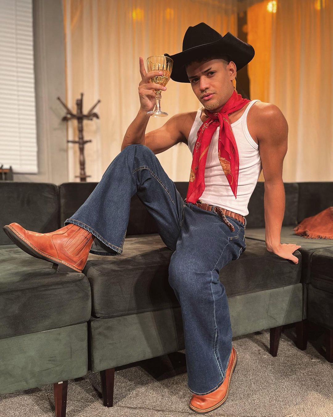 Gabriel Santana em 'The Boys in the Band' - Divulgação