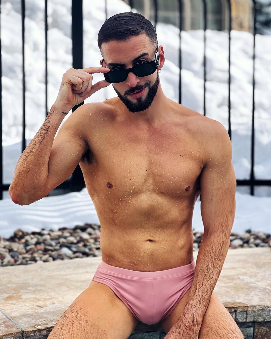 Roberto Carlo relembra jornada de aceitação