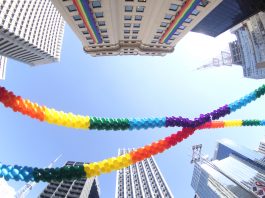 Parada LGBT de São Paulo divulga manifesto 2020: 'Sejamos o pesadelo dos que querem roubar nossa democracia'