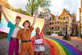 KLM faz ativação pró-LGBT+ na Av. Paulista para sortear viagem a Amsterdã - Divulgação